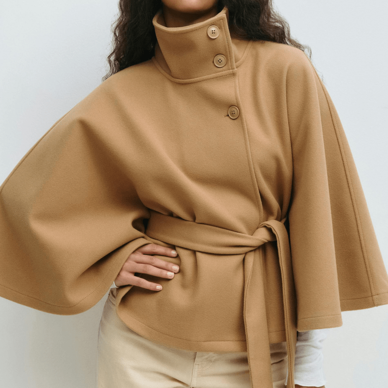 Lusana™ | Casaco elegante com cinto - | Benedita Lisboa