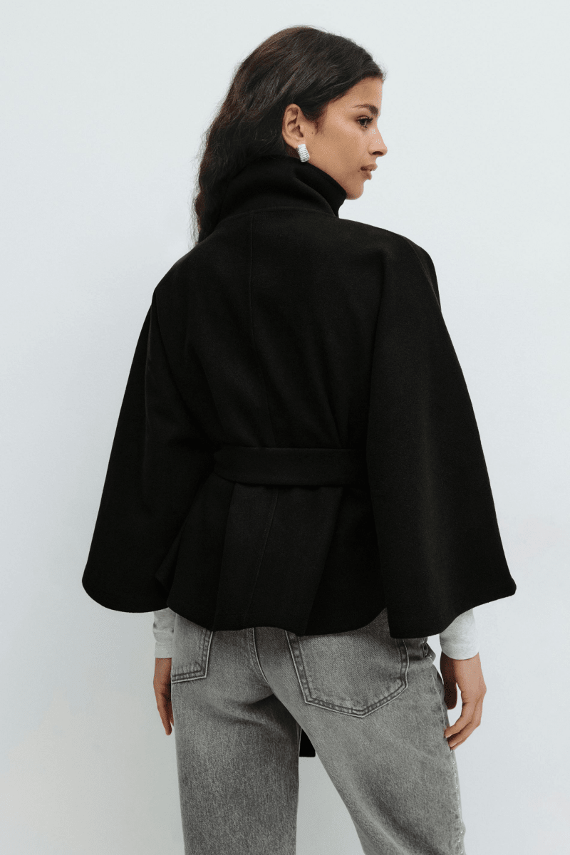 Lusana™ | Casaco elegante com cinto - | Benedita Lisboa