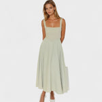Maribel™ | Vestido Midi com decote quadrado - | Benedita Lisboa