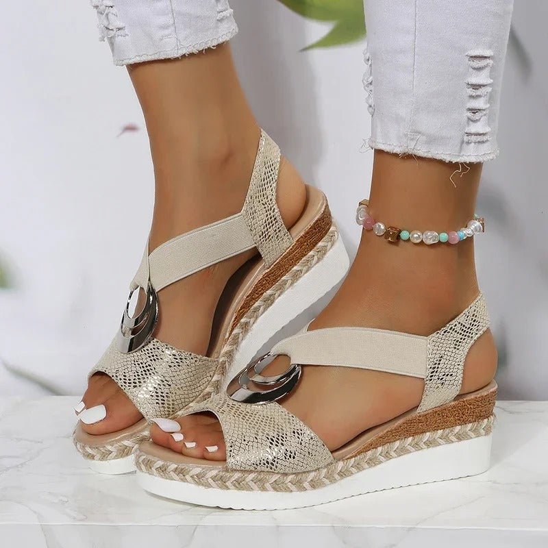 Myla – Sandálias Elegantes com Plataforma - Sandals Sale | Benedita Lisboa
