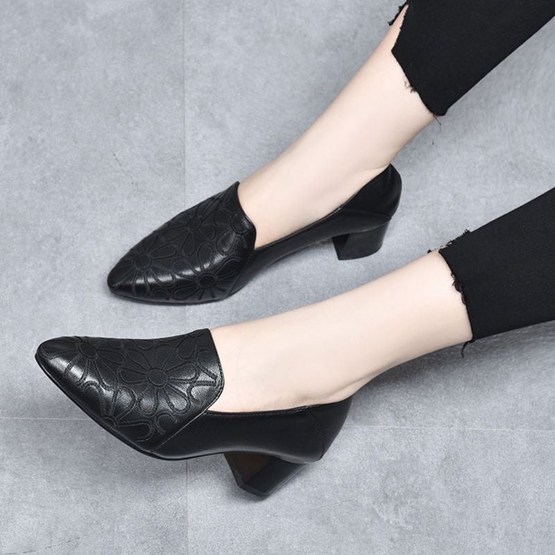 Olene™ | Sapatos de Salto em Pele Vegan com Bordado Suave - | Benedita Lisboa