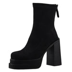 Olga™ | Botas com estilo moderno com o conforto da camurça - | Benedita Lisboa