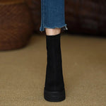 Olga™ | Botas com estilo moderno com o conforto da camurça - | Benedita Lisboa