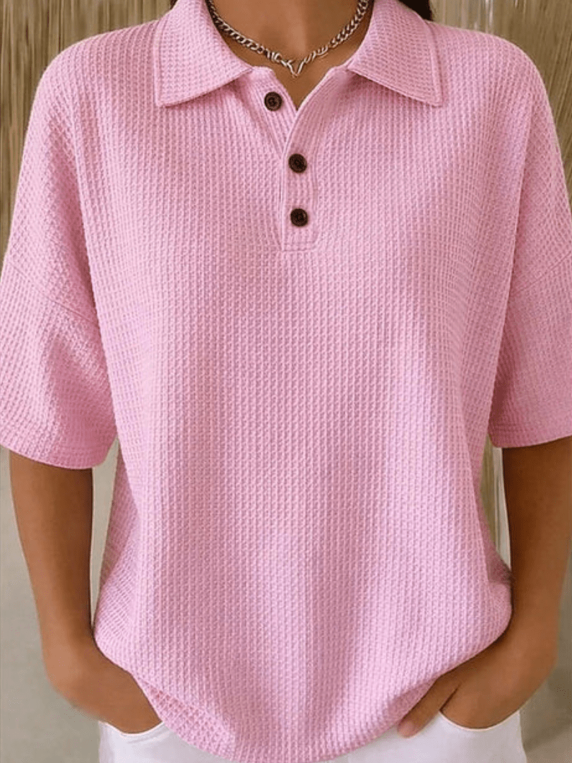Peggie™ | Blusa Polo Waffle Confortável - Blouse | Benedita Lisboa