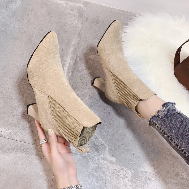 Rita™ | Botas com plataforma em camurça - | Benedita Lisboa