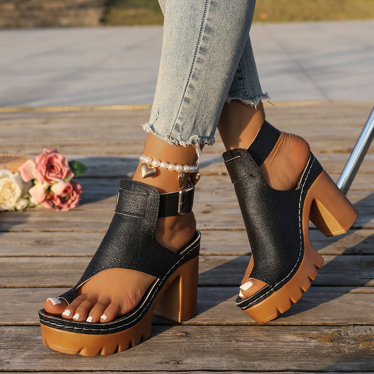 Sapatos Casuais de Verão com Salto Chunky Abertos - | Benedita Lisboa