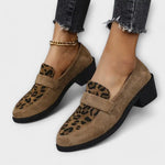 Sapatos femininos elegantes com padrão de leopardo - | Benedita Lisboa