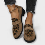 Sapatos femininos elegantes com padrão de leopardo - | Benedita Lisboa