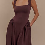 Sharon™ | Vestido midi em malha de esparguete - Castanho cacau - | Benedita Lisboa
