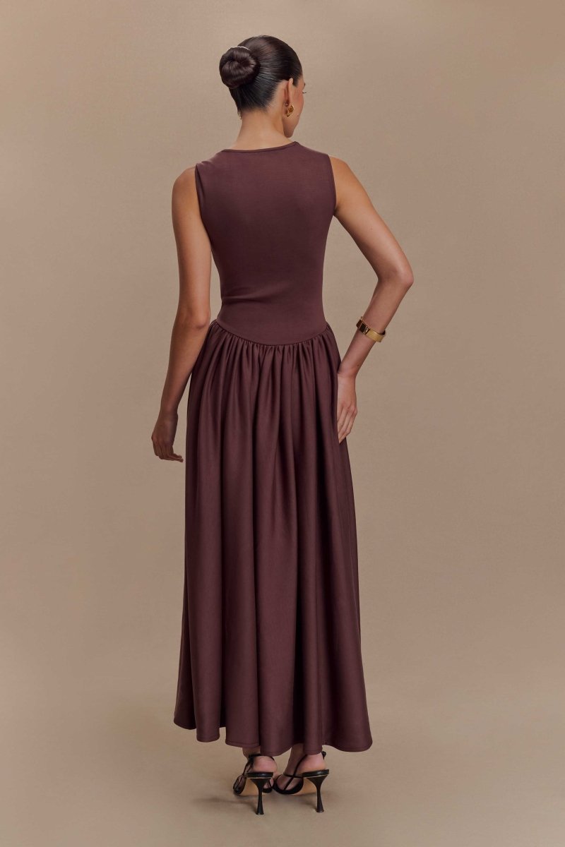 Sharon™ | Vestido midi em malha de esparguete - Castanho cacau - | Benedita Lisboa