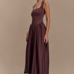 Sharon™ | Vestido midi em malha de esparguete - Castanho cacau - | Benedita Lisboa