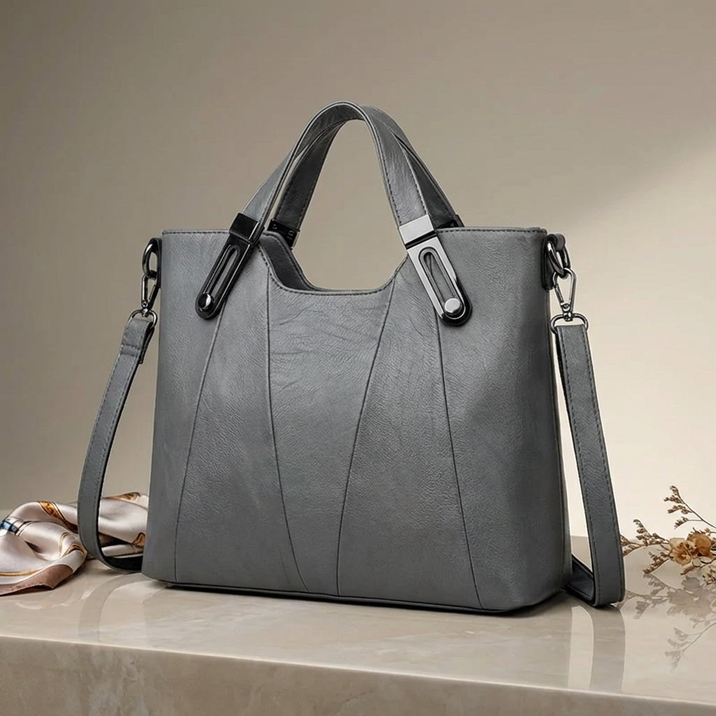 Siena™ | Bolsa de Mão em Couro, Super Elegante e Espaçosa - | Benedita Lisboa
