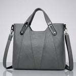 Siena™ | Bolsa de Mão em Couro, Super Elegante e Espaçosa - | Benedita Lisboa