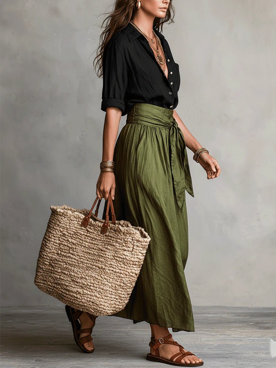 Vera™ | Conjunto de Duas Peças: T-Shirt Preta e Saia Verde Oliva, Elegante e Confortável - | Benedita Lisboa