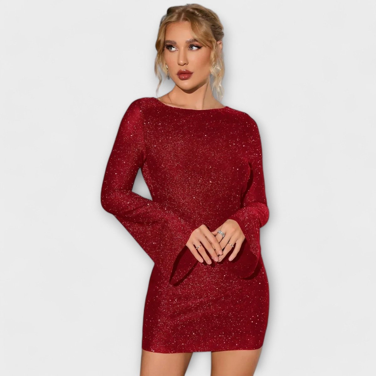 Vestido de lantejoulas com costas abertas e mangas compridas - | Benedita Lisboa