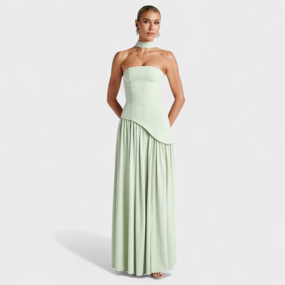 Vestido Maliyah™ | Corte assimétrico Hortelã - | Benedita Lisboa