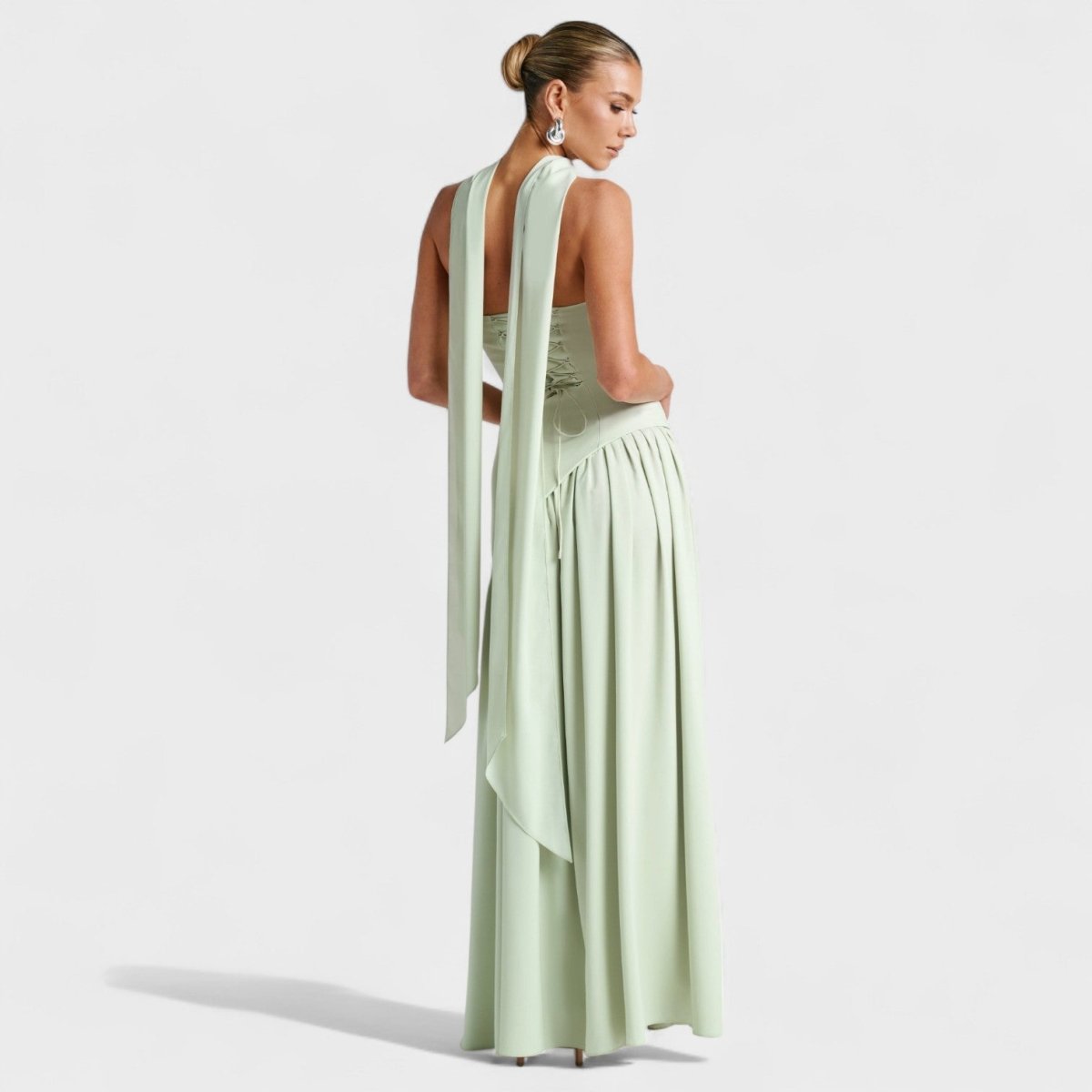 Vestido Maliyah™ | Corte assimétrico Hortelã - | Benedita Lisboa